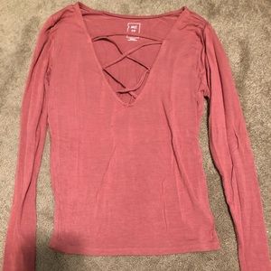 Long sleeve cross neck tee